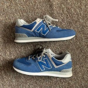 New Balance sneakers size 9